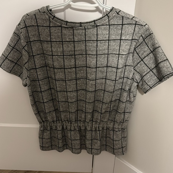 Dynamite Short Sleeve - Picture 2 of 2